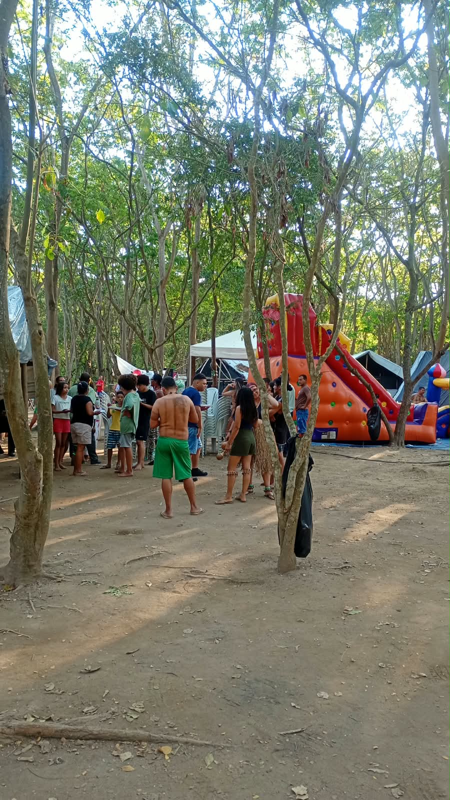 Atividade comunitária no território Krim Orutu
